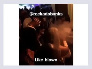 Wizkid and Tiwa savage kiss on stage - porn, licking, hardcore