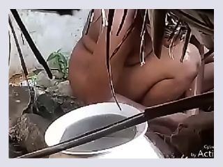 Tamil aunty bathing video 015 - sex, pornstar