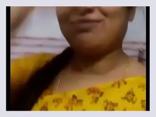 Deshi indian aunty - boobs, big ass, indian