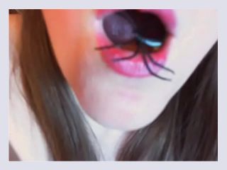 A really strange and super fetish video spiders inside my pussy and mouth - monster, fantasy, roleplay