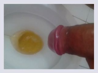 Meu pau mijando depois de tomar varios energeticos taurina - cock, dick, pissing