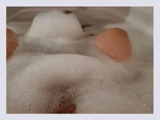 In the hot tube with my cock Bubbles - porn, cum, cock