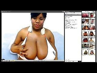 Huge boobs ebony latoya wearing a bikini on webcam