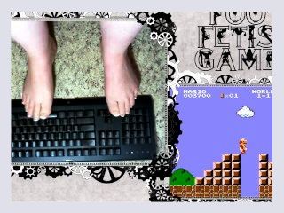 Sexy Feet Playing Mario Pt 2