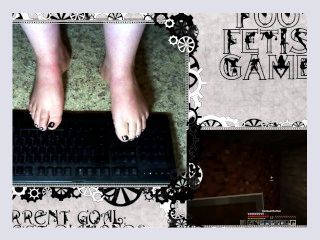 Sexy Feet Playing Minecraft Pt 5
