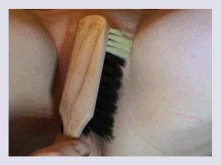 Clean up pussy with brush