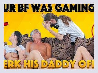 DADDY4K Guy is occupied with computers so why GF