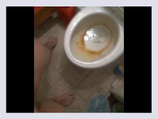 Dirty Talking Camgirl Slut TRIES to Pee into Toliet Standing Up and FAILS Pissy Mess Bathroom Floor