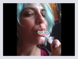 Blue haired girl suck until it falls apart in her mouth chews and sh
