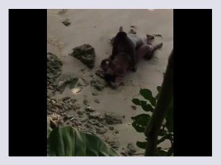 JAMAICANS FUCKING ON THE BEACH