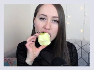 ASMR Apple Eating