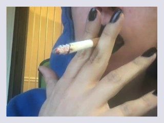 Chubby Babe in Black Lipstick Smoking Cork Tip 100   Close Up