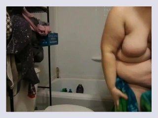 Fat girl showers