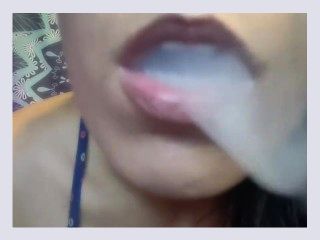 Smoking up close yummy mouth
