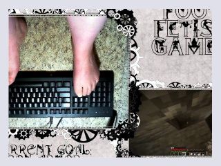 Sexy Feet Playing Minecraft Pt 3