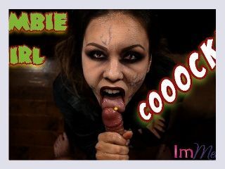 ZOMBIE GIRL HUNGRY FOR COCK d33