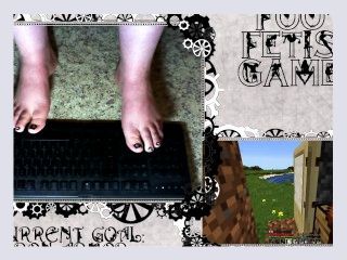 Sexy Feet Playing Minecraft Pt 4
