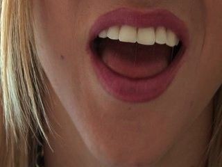 Samatha wants someone to cum in her mouth