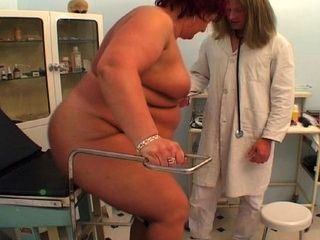 BBW Squirts for Doctor