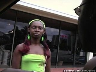 Slim Ebony Girl Fucked And Facial