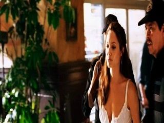 Angelina Jolie  Mr And Mrs Smith