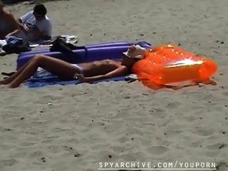 Candid video of hot girls on the beach
