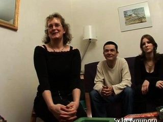 French mature Francoise fucked in threesome